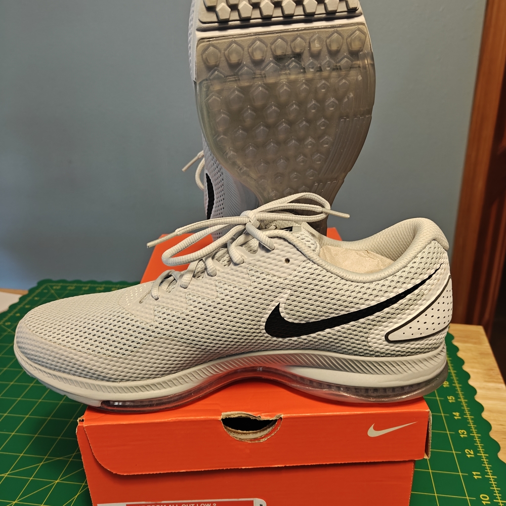 Nike Zoom All Out Low 2 Pure Platinum Size 12 - Picture 3 of 6
